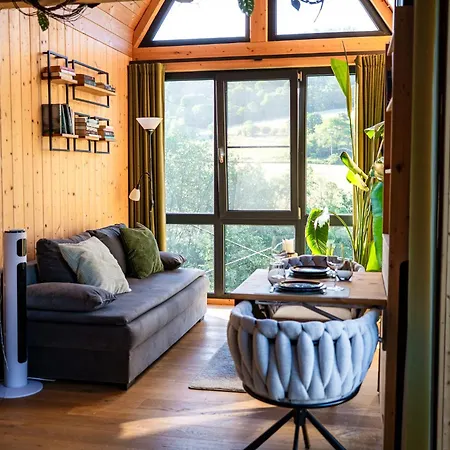 Taunus Tinyhouse - Sauna, Grillplatz & Naturidylle *