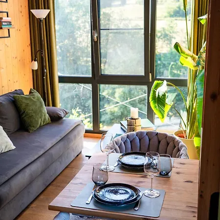 Holiday home Taunus Tinyhouse - Sauna, Grillplatz & Naturidylle Weilrod