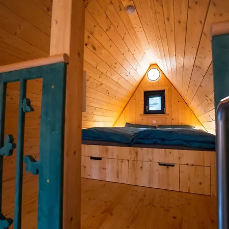 Taunus Tinyhouse - Sauna, Grillplatz & Naturidylle *